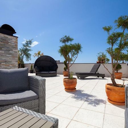 Luxury Apartment With Private Rooftop Terrace Pula Exterior photo