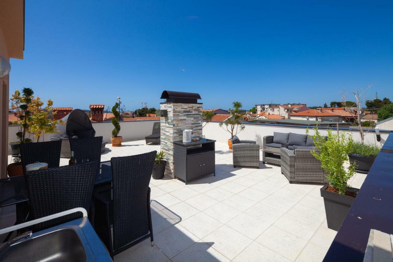 Luxury Apartment With Private Rooftop Terrace Pula Exterior photo